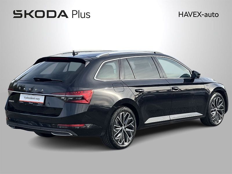 Škoda Superb (2023) Combi 2.0 TDI DSG L&K - fotka 2 z 39