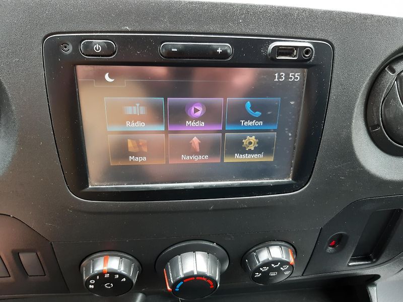 Renault Master (2019) 2,3DCi tupláky, tažné3,5t, DPH - fotka 24 z 34