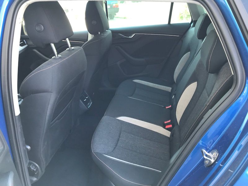 Škoda Scala (2024) SELEC TSI 85/1.0 M6F - fotka 17 z 26