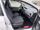 Toyota Yaris 1.5i 82 kW navi. serviska - náhled 11