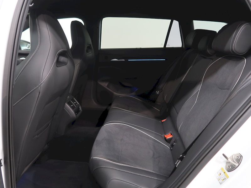 Škoda Superb (2025) SPORTLINE 2.0TDI 142KW 4x4 DSG - fotka 17 z 48