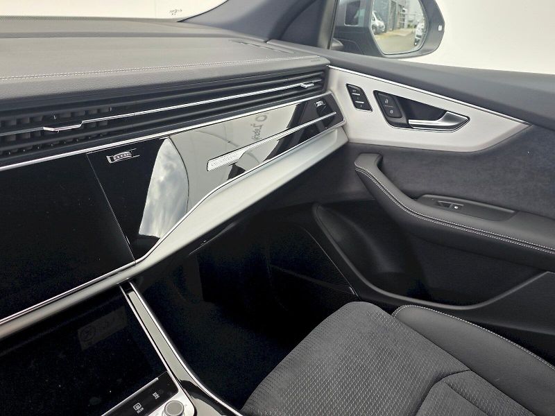 Audi Q8 (2026) SUV 50 TDI quattro - fotka 21 z 25