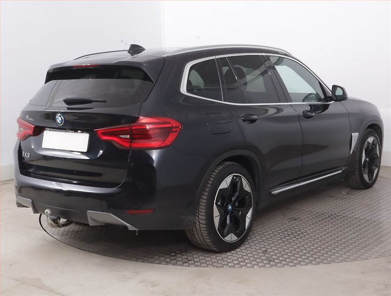 BMW iX3 (2021) 80 kWh, SoH 97% - fotka 5 z 21