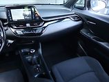 Toyota C-HR (2018) 1.2 Turbo, Navi, Tempomat - náhled 8