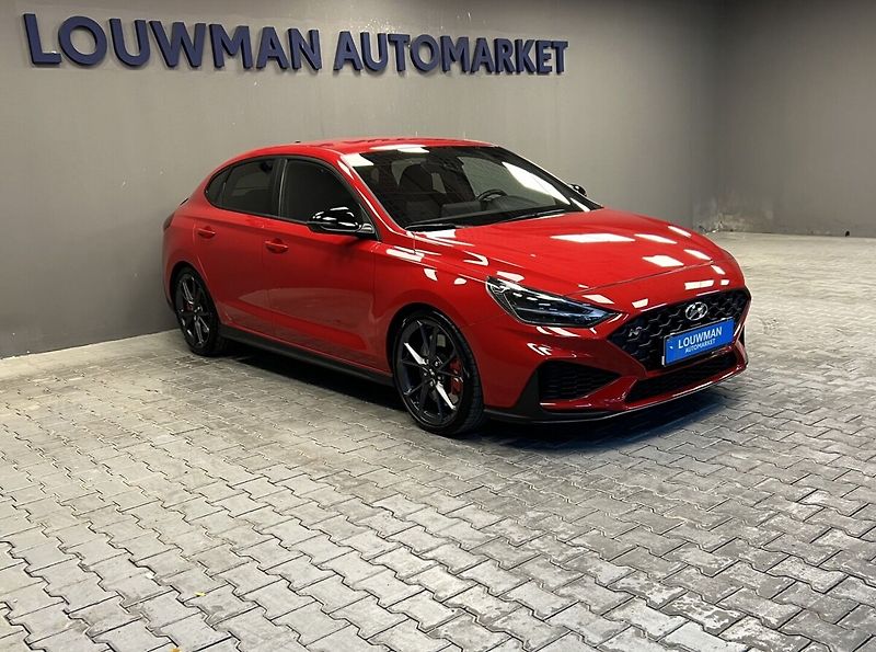 Hyundai i30 2.0 T-GDI 280k N Performance F - fotka 15 z 18
