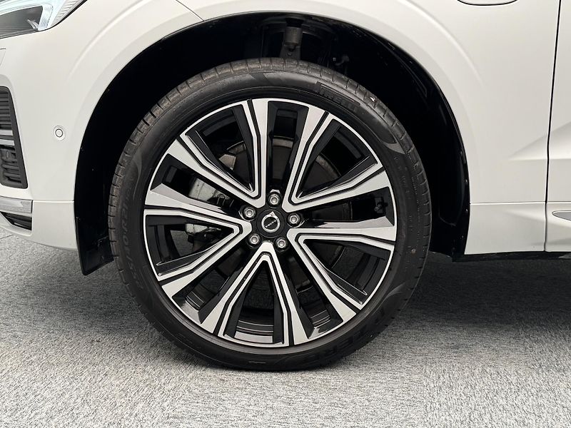 Volvo XC60 T8 AWD BRIGHT PLUS REZERVACE - fotka 47 z 48