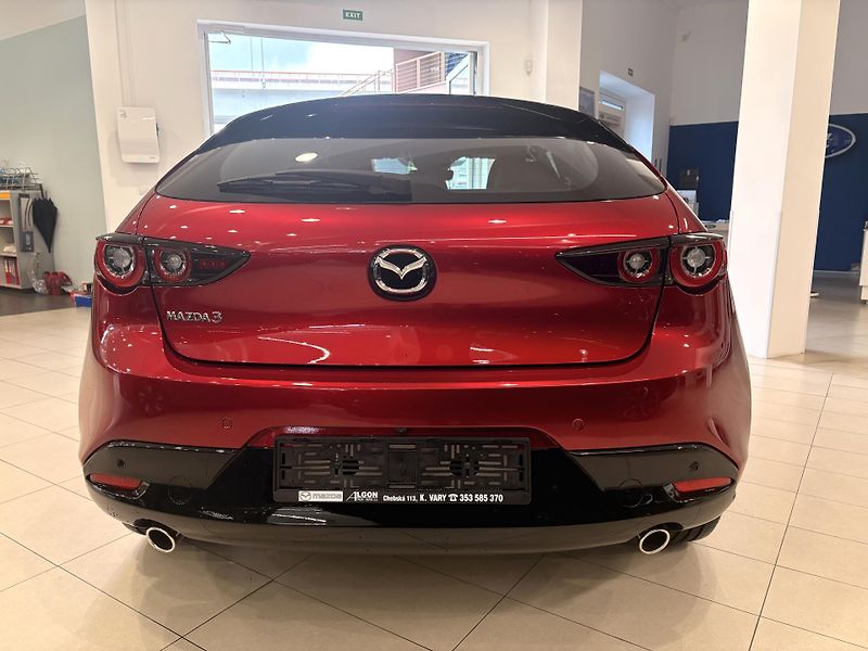 Mazda 3 (2026) 2.5L G140 6MT FWD Centre-Line - fotka 6 z 18