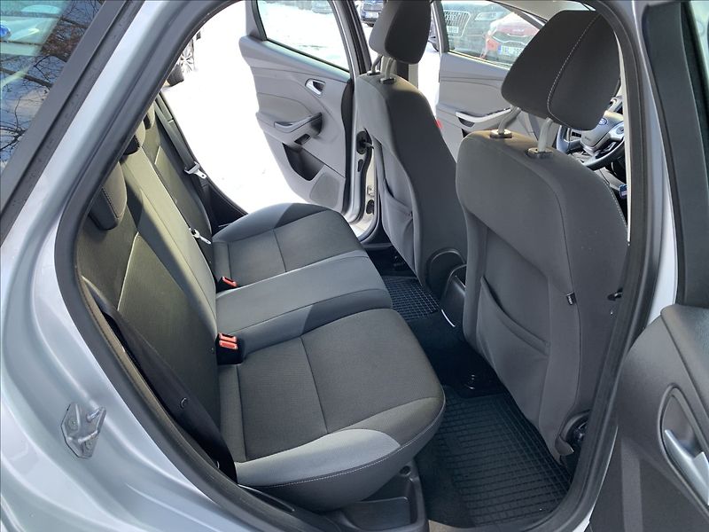 Ford Focus 1,6 TDCI,ČR - fotka 15 z 16