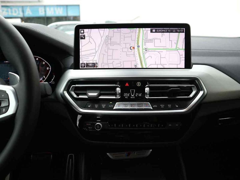 BMW X4 - fotka 9 z 10