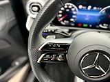 Mercedes-Benz GLC (2023) 300 e 4MATIC SUV - náhled 29
