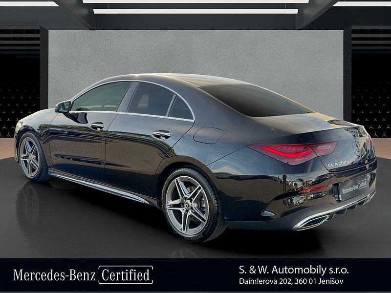 Mercedes-Benz CLA 200 d AMG Style - fotka 7 z 37