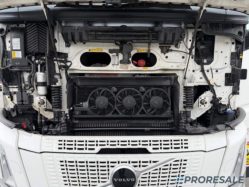 Volvo (2025) FH 500 GLOBE XL EURO 6 - fotka 9 z 10