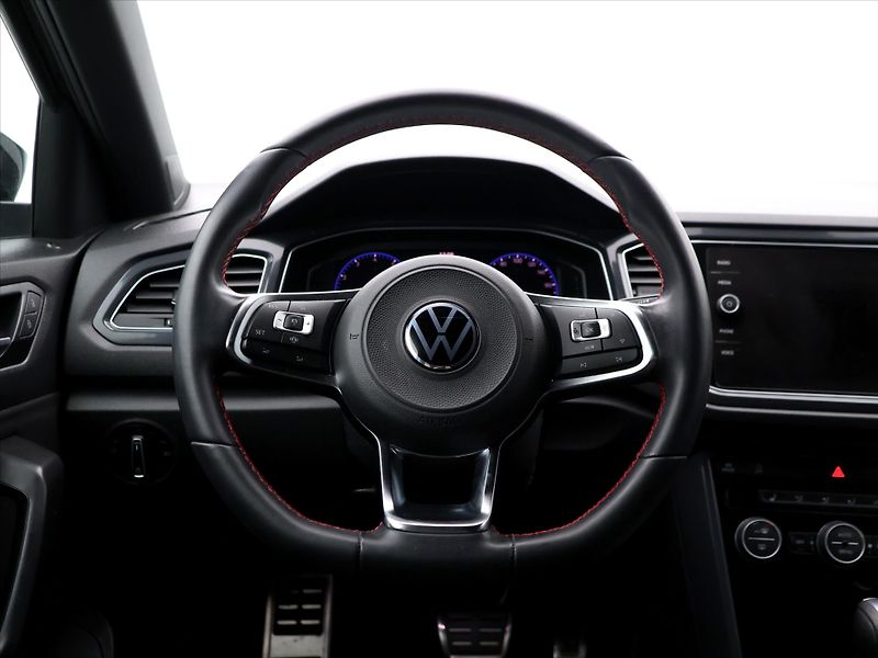 Volkswagen T-Roc 1,5 TSI 110kW DSG Sport LED - fotka 16 z 30