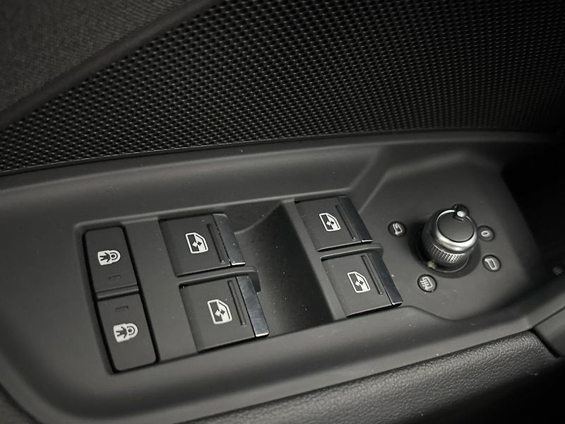 Audi A3 S-Line Sportback - fotka 21 z 30