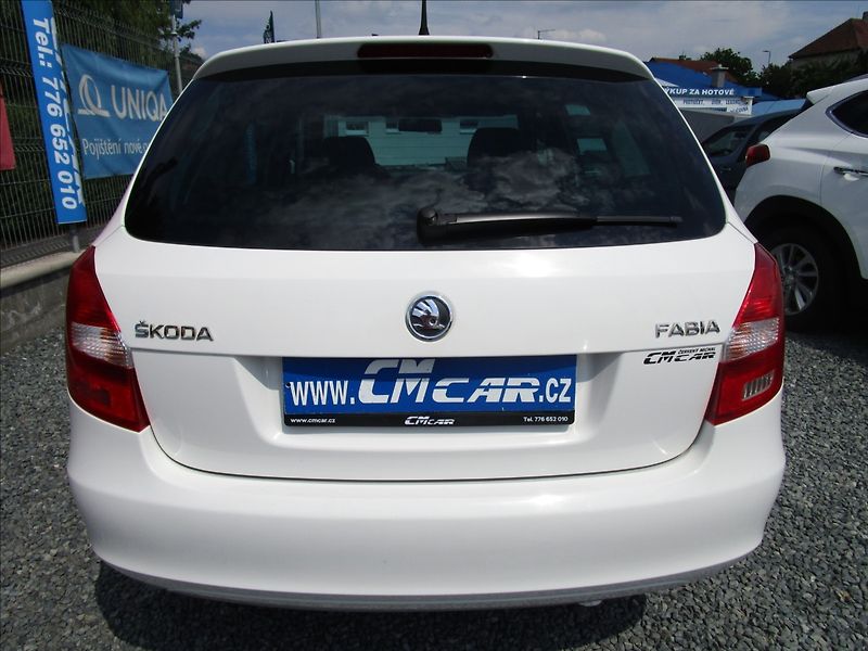Škoda Fabia Combi 1.2i 12V Ambiente, Klima - fotka 5 z 41