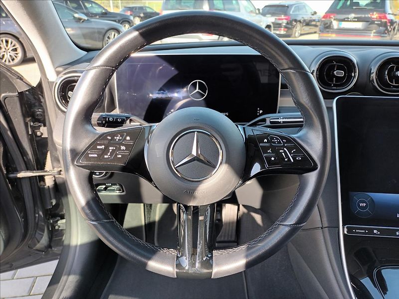 Mercedes-Benz Třídy C 2,0 220d,147kW,ČR,NAVI,360, - fotka 12 z 38