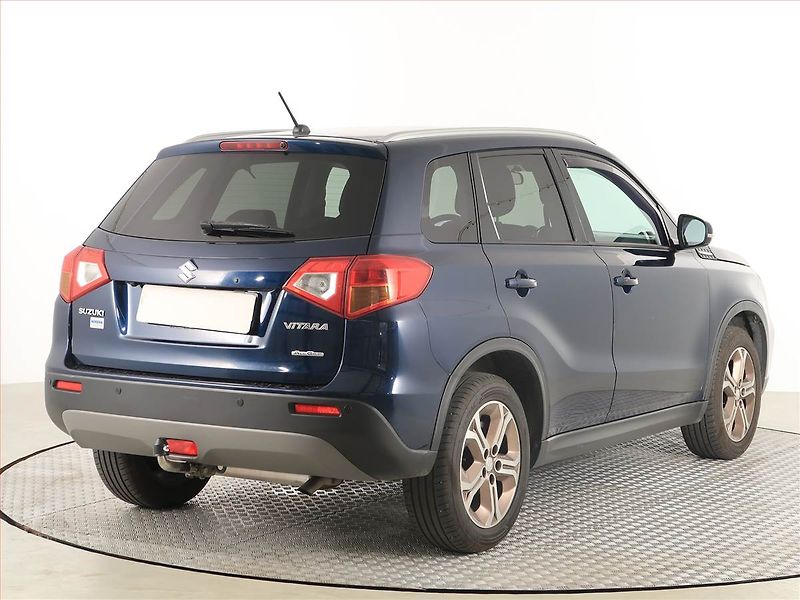 Suzuki Vitara (2017) Elegance 1.6 VVT, 4X4 - fotka 5 z 18