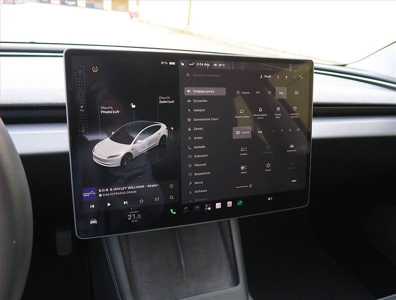Tesla Model 3 (2023) Standard Range 60kWh, SoH 94% - fotka 22 z 32