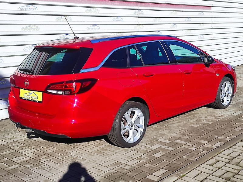 Opel Astra 1,2Turbo, 107kW, Elegance, S/s - fotka 4 z 41