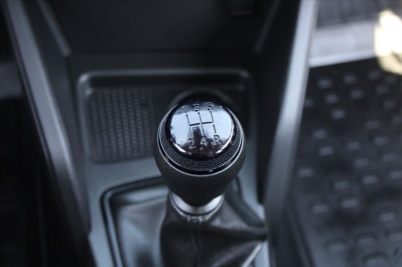 Dacia Duster 1,6 SCe  NOVÉ V ČR - fotka 17 z 22