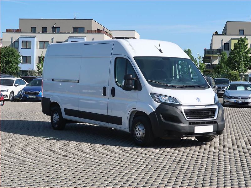 Peugeot Boxer (2023) 2.2 BlueHDi, L3H2, 13m3, 1.0t - fotografie inzerátu
