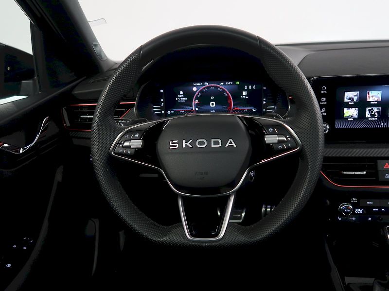 Škoda Kamiq (2025) MONTE CARLO 1.5TSI 110KW DSG - fotka 17 z 37