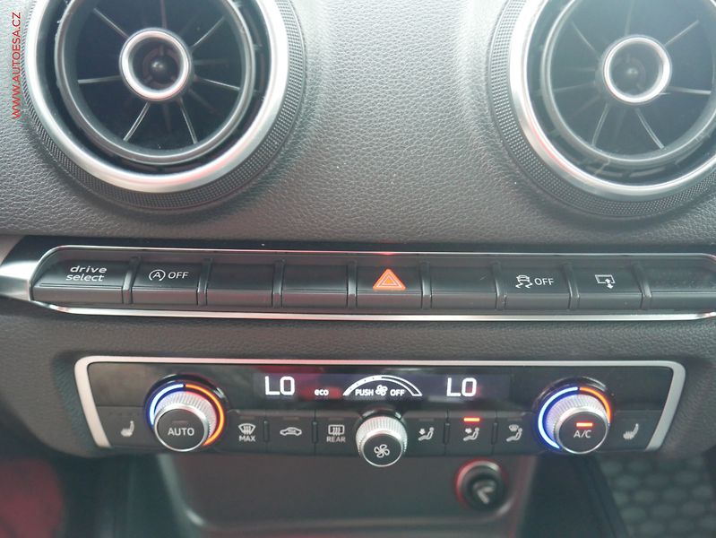 Audi A3 (2013) 1.4TSi, AC, temp - fotka 20 z 21