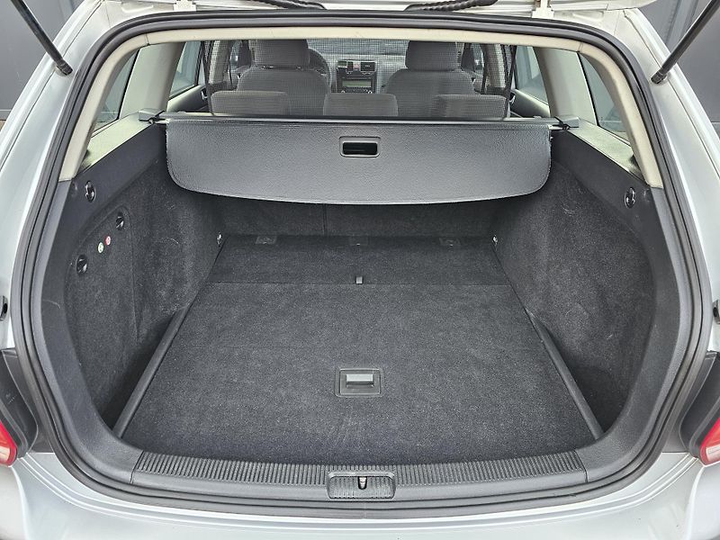 Volkswagen Golf 1.9 TDI 77kW,KLIMA,2x KOLA - fotka 32 z 38