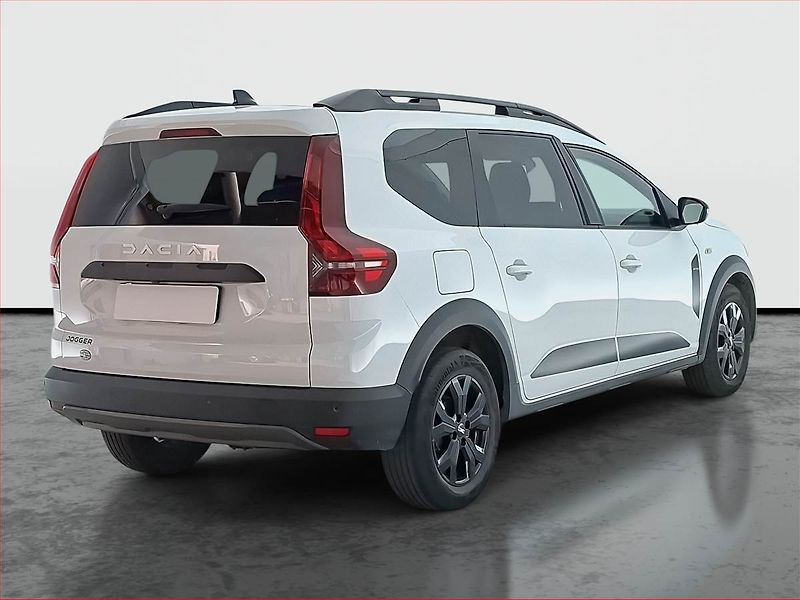Dacia Jogger (2023) Extreme 1.0 TCe, Serv.kniha - fotka 5 z 17