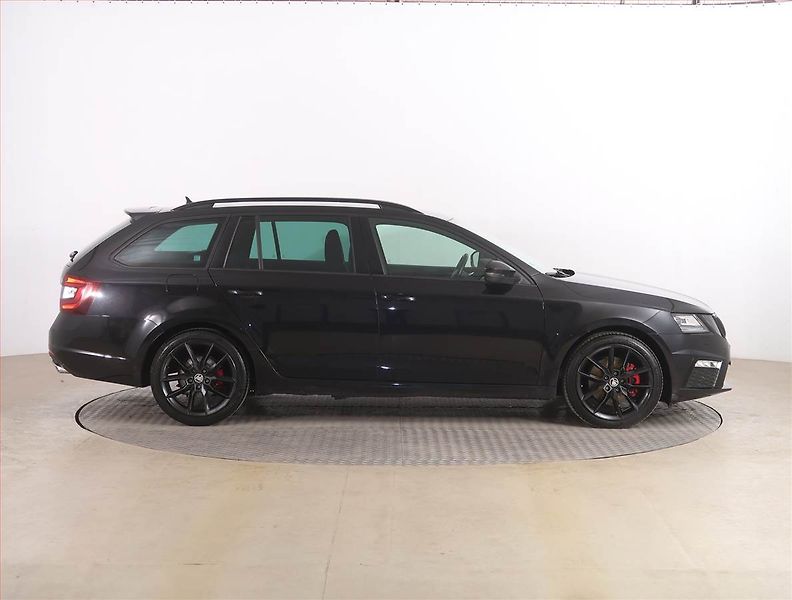 Škoda Octavia (2017) RS 2.0 TDI, Automat - fotka 6 z 17