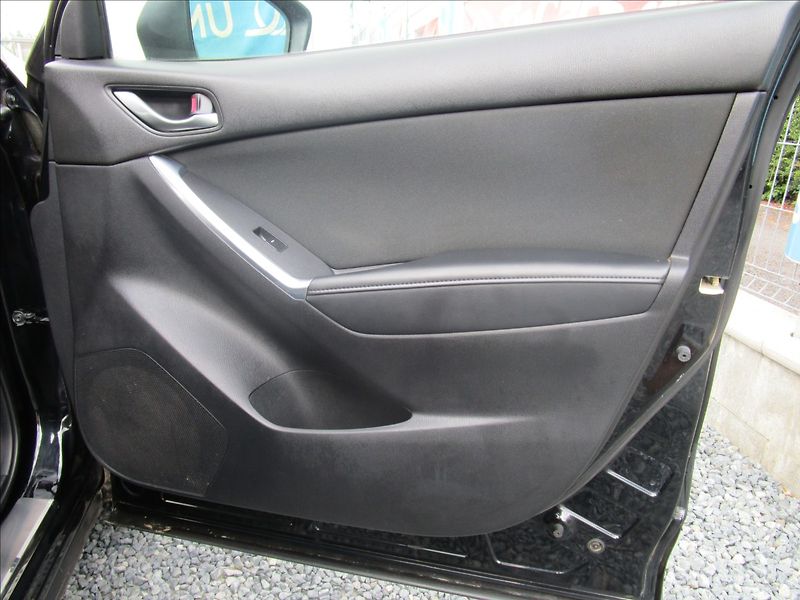 Mazda CX-5 2.2 Skyactiv-D, aut. klima - fotka 20 z 38