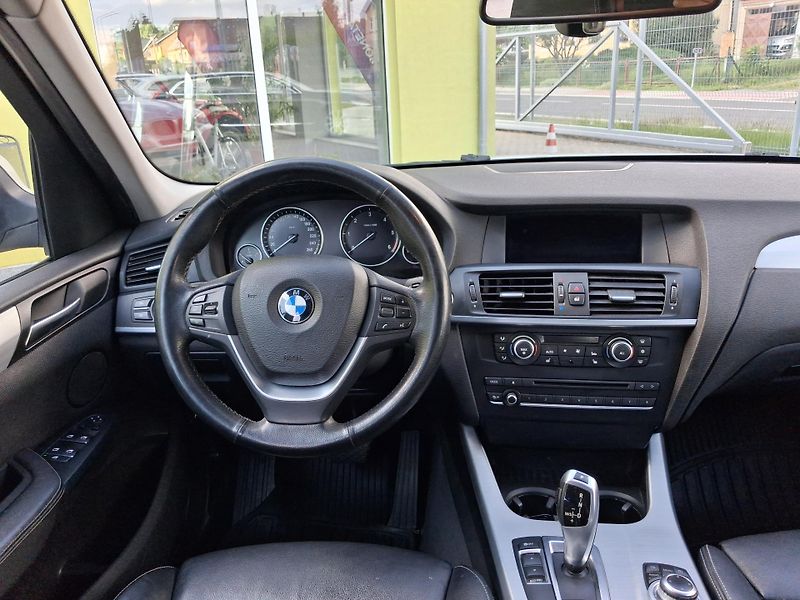 BMW X3 (2012) 2,0D XDRIVE ČR SERVISKA 2xKOLA - fotka 22 z 38
