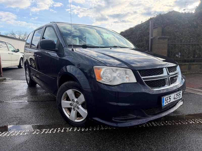 Chrysler Town & Country (2014) Grand Caravan 3,6 RT LPG 2014 - fotka 6 z 20