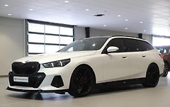 BMW i5 eDrive40 Touring M Kam Pano. - fotografie inzerátu