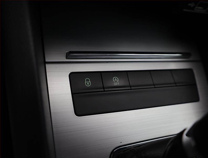 Škoda Octavia (2019) 1.6 TDI, Automat, Serv.kniha - fotka 14 z 18