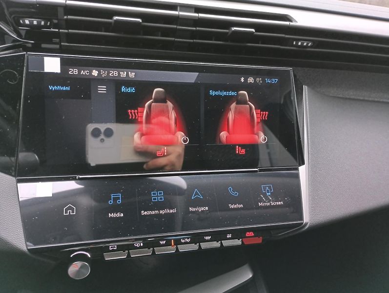 Peugeot 308 (2026) SW ALLURE Hybrid 145 e-DCS6 - fotka 14 z 19