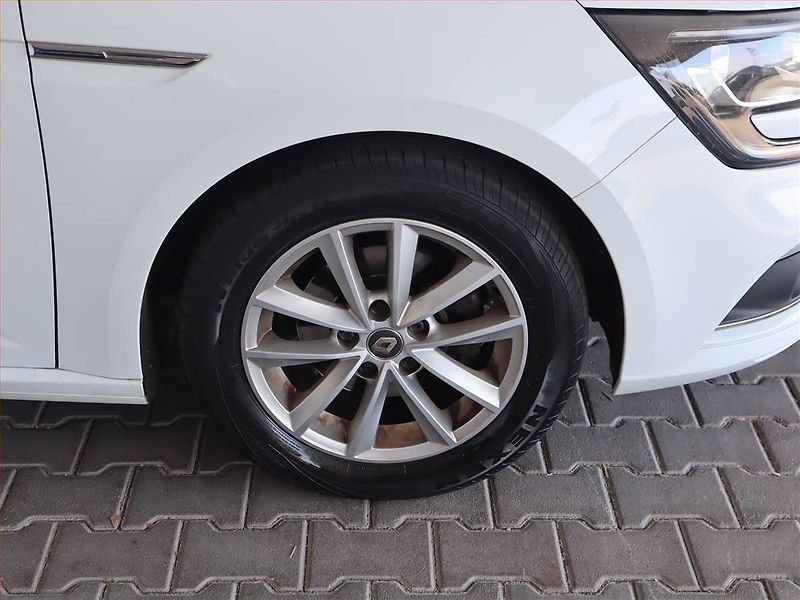 Renault Mégane (2019) 1.5 Blue dCi, Kůže, Navi - fotka 15 z 23