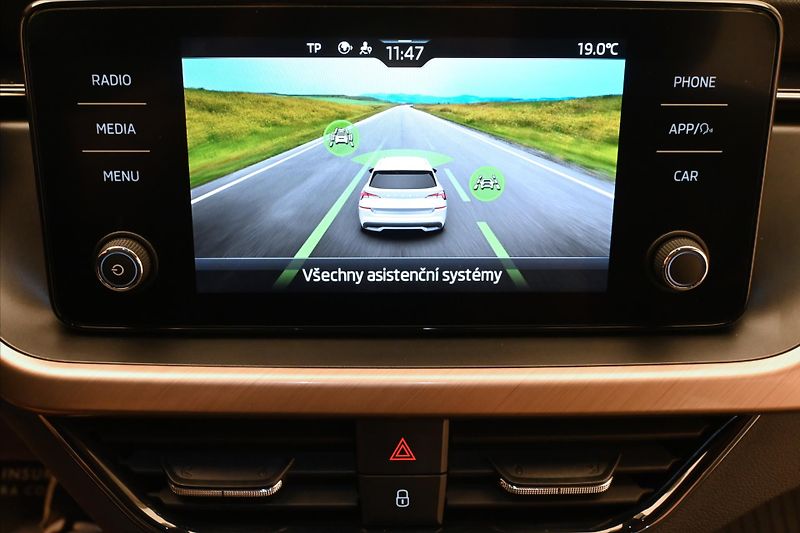 Škoda Kamiq 1,0 TSI 81kW Tažné Záruka až 5 - fotka 19 z 29