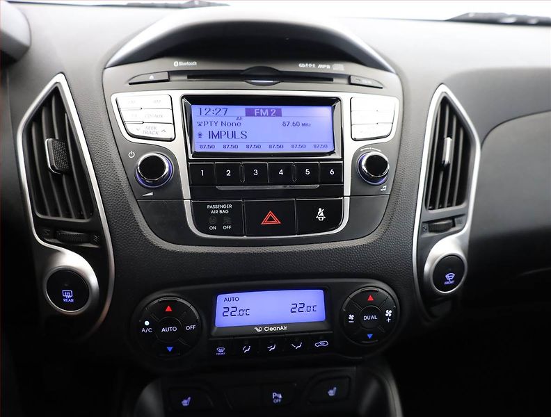 Hyundai ix35 (2012) 2.0 CRDi, 4X4, Tempomat - fotka 10 z 15