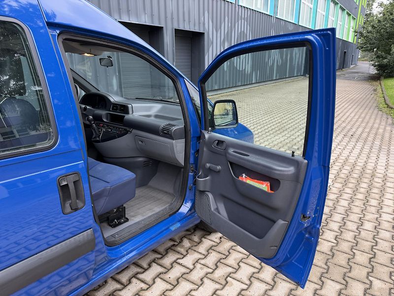 Fiat Scudo 2,0 JTD  PRO HANDICAPOVANÉ - fotka 19 z 24