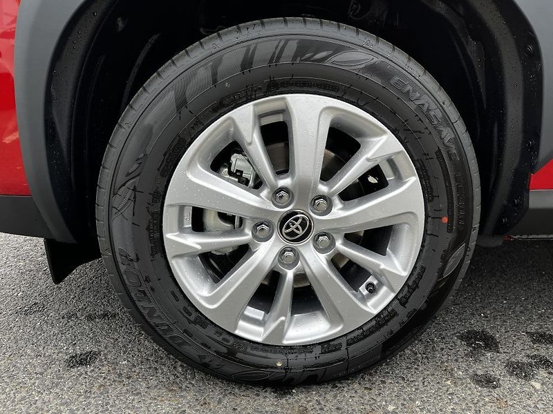 Toyota Yaris Cross 1.5 Hybrid 130k ODBĚR IHNED - fotka 11 z 27