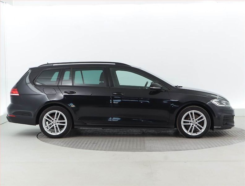 Volkswagen Golf (2017) 2.0 TDI GTD, Automat - fotka 6 z 25