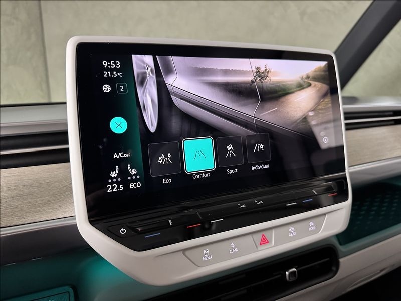 Volkswagen ID.Buzz Pro 150kW IQ Light 360° Kamera - fotka 44 z 50