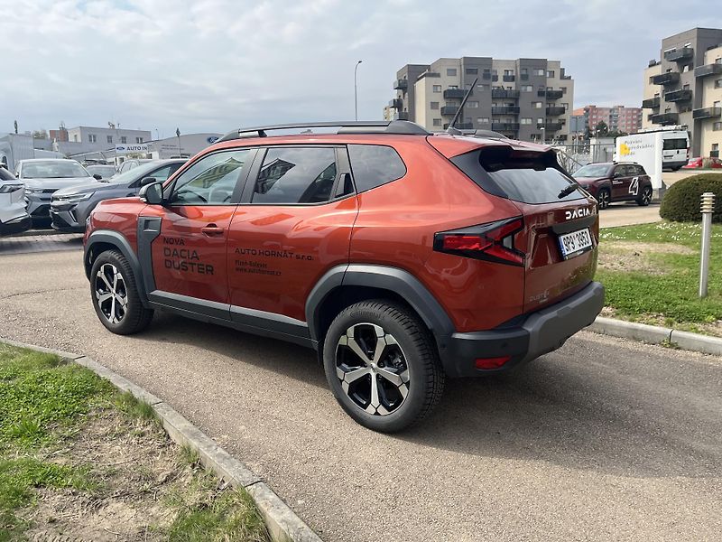 Dacia Duster (2025) Journey Full Hybrid 140 - fotka 6 z 9