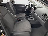 Volkswagen Golf (2008) 1.9 TDI, po STK, Tažné, Klima - náhled 9