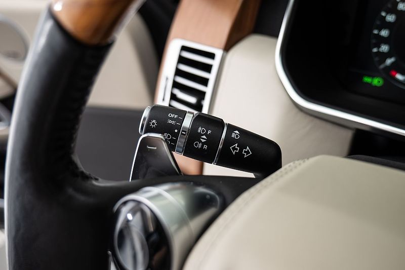 Land Rover Range Rover SDV8 Meridian/Pano/LED/Masážní - fotka 20 z 25