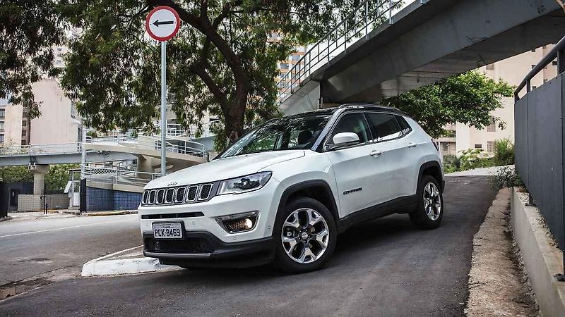 Jeep Compass.