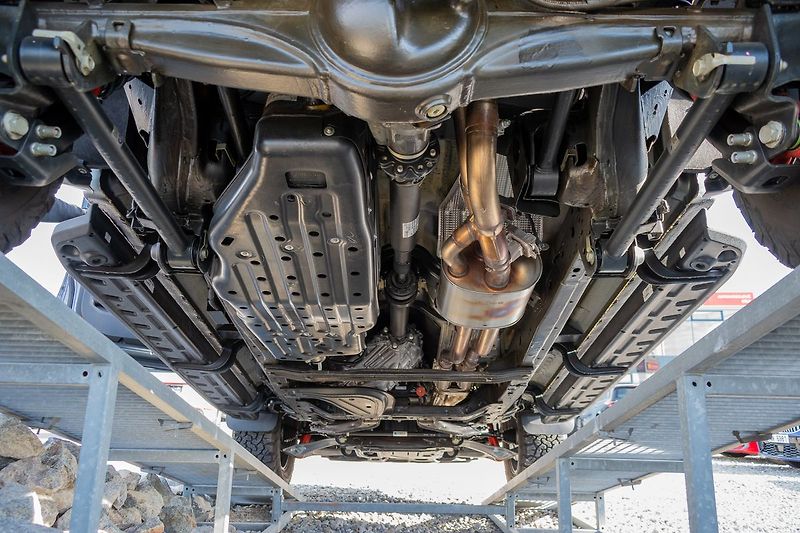 Ford Ranger V6 RAPTOR 4x4*TAŽNÉ*ZÁRUKA*ČR - fotka 44 z 46