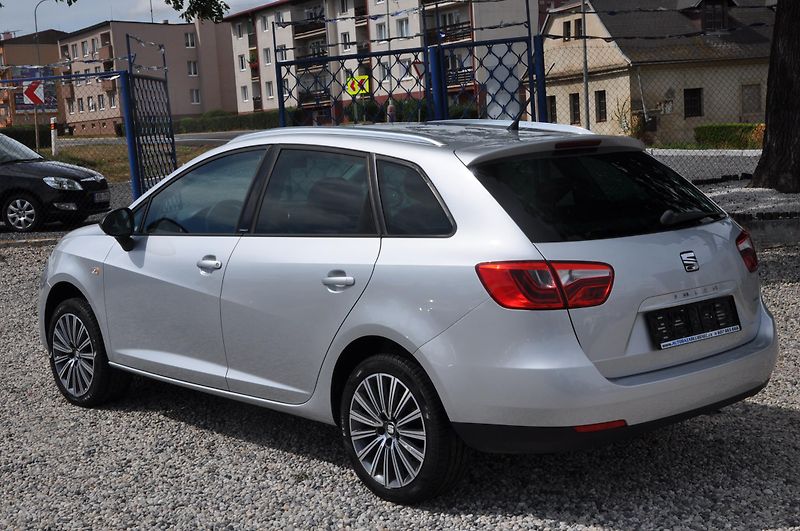 Seat Ibiza 1.2TSi 66kW KOMBI Style CONNEC - fotka 4 z 18