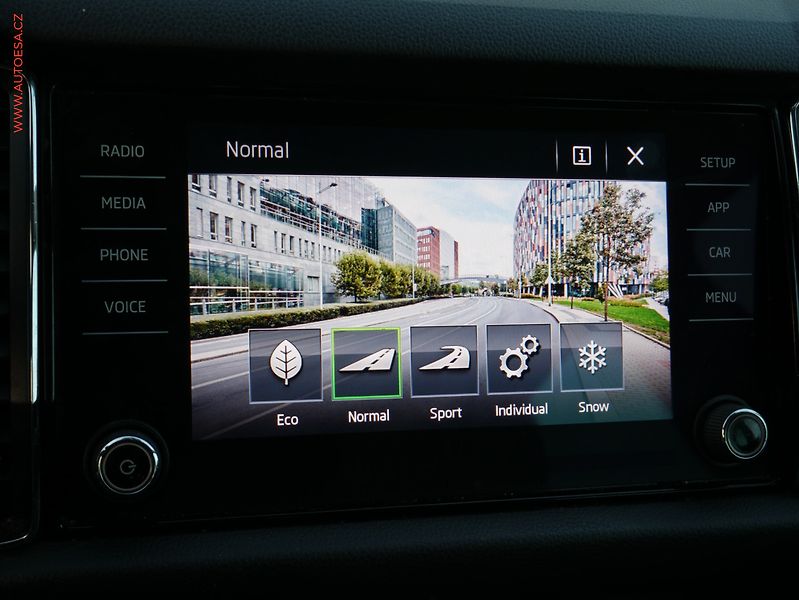 Škoda Kodiaq (2018) 2.0 TDi 4x4, ČR, Scout, TZ - fotka 14 z 22
